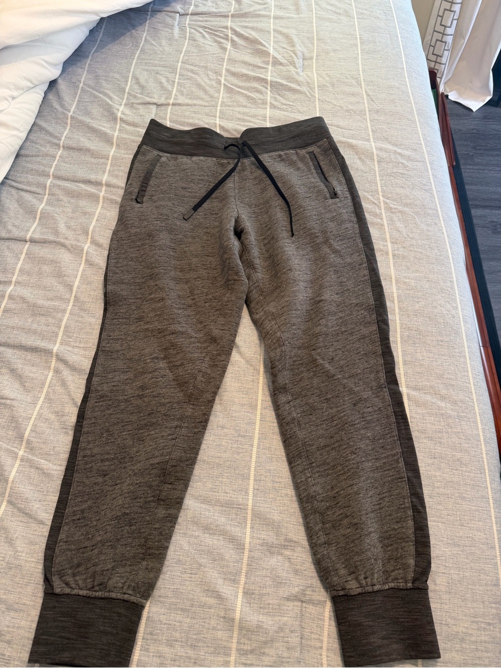 Lululemon Sweatpants / Joggers